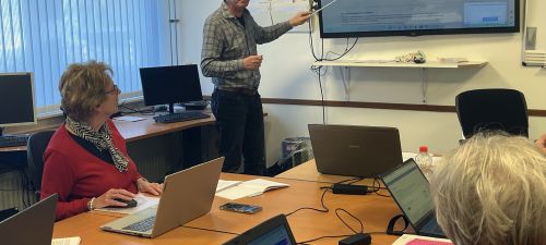 Medi@trefpunt Arnhem Zuid gaat verder onder SWOA‑vlag